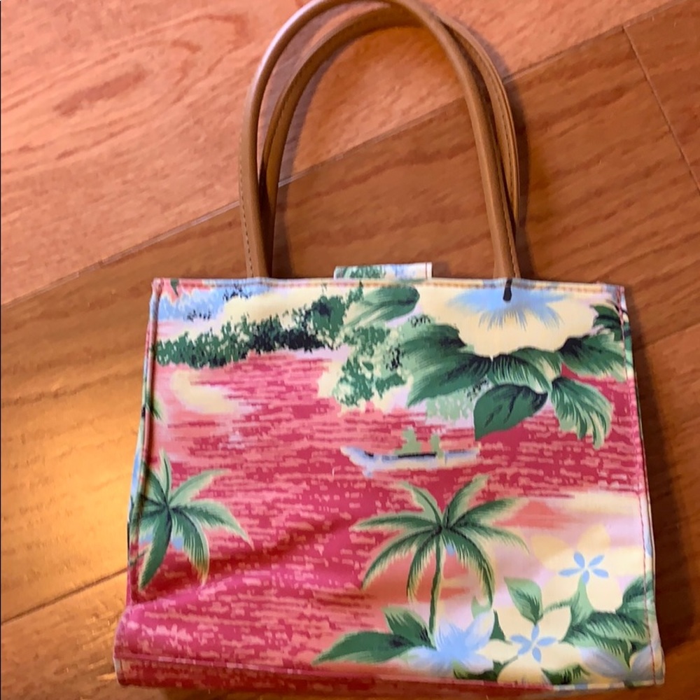 Relic tropical purse shoulder or hand bag